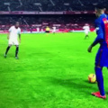 Messi esquecendo a bola